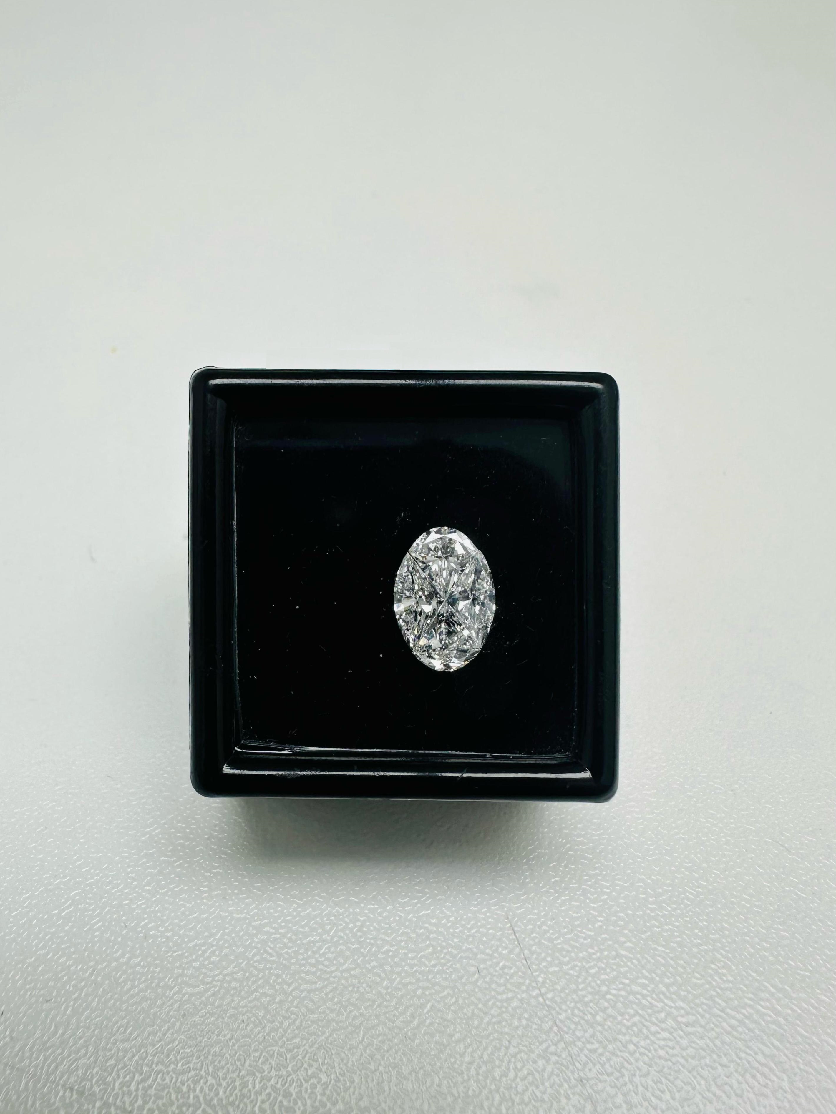 1.08 Carat Natural F VS1 Oval Diamond SE-5411